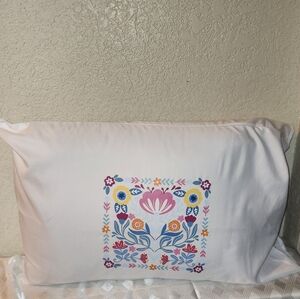 Hand Crafted Queen Multicolor Floral Pillowcase